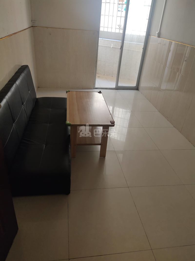 吉山西新村上街六巷2号6278835客厅图4