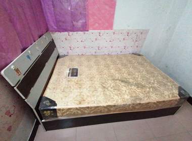 江夏村四约大街八巷10号 