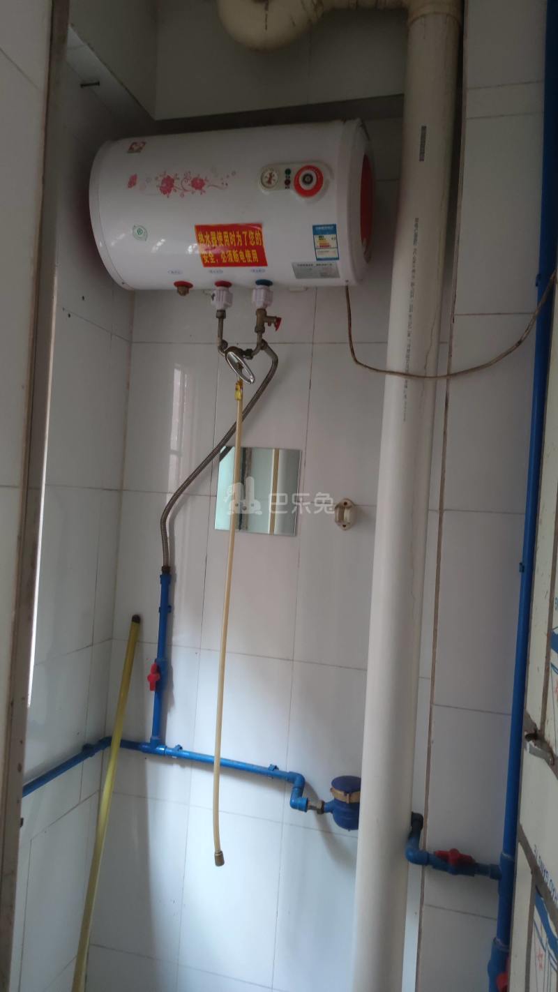 江夏村四约大街八巷10号6283280卫生间图7