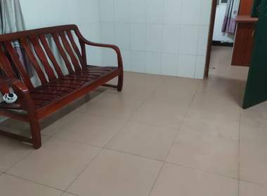 江夏村四约大街八巷10号 