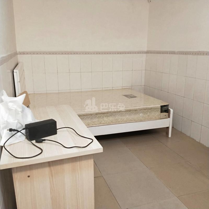 大埔南一街七巷12号6314943卧室图0