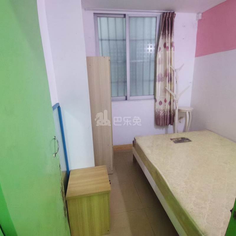 大埔南一街七巷12号6314951卧室图3