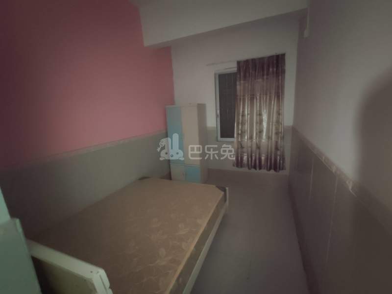 大埔塘边街六巷2号6315000卧室图0