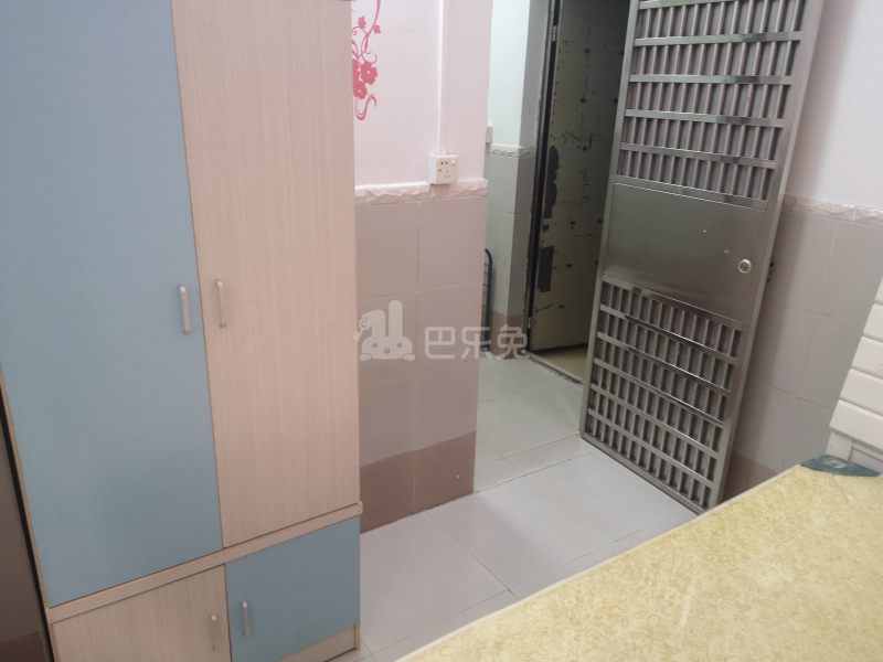 大埔塘边街六巷2号6315009卧室图2