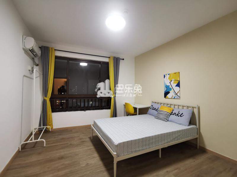 新港天城6318830卧室图0