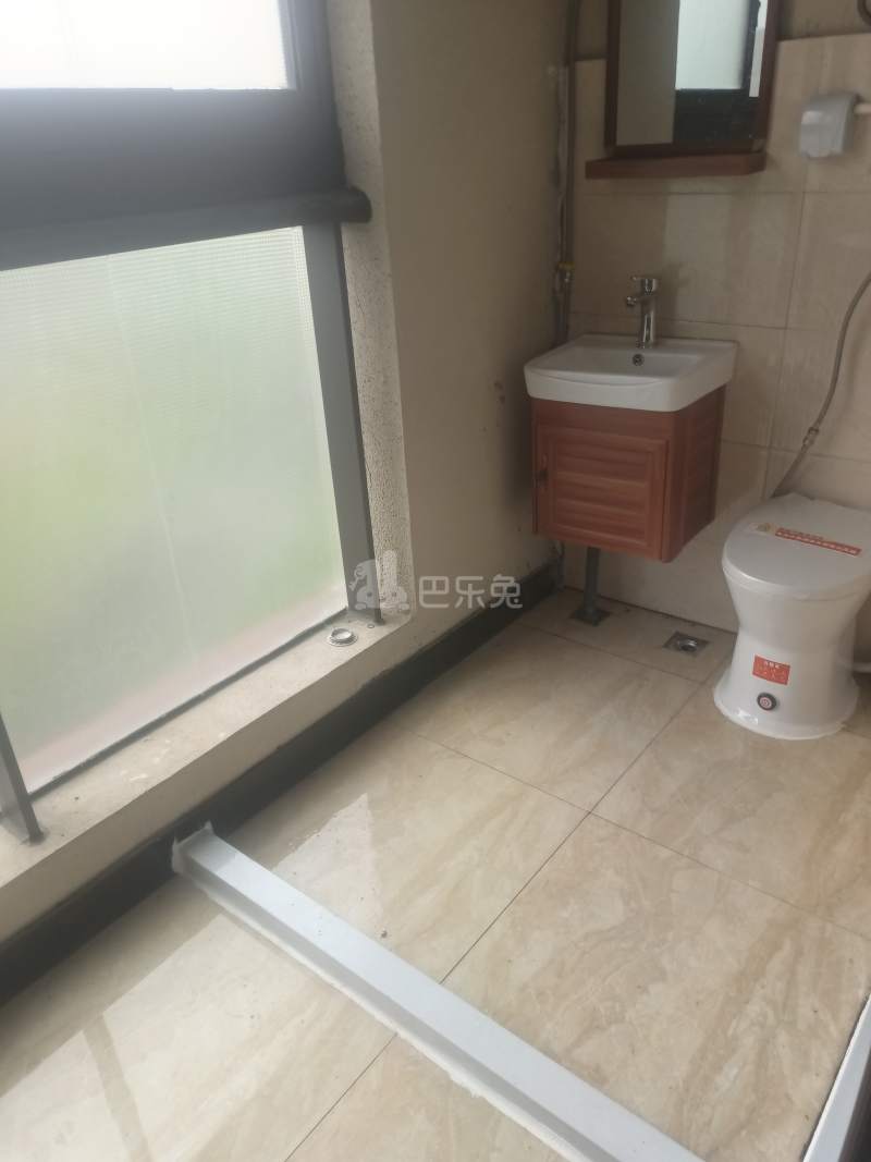 旭辉滨江东方悦府6321261卫生间图7