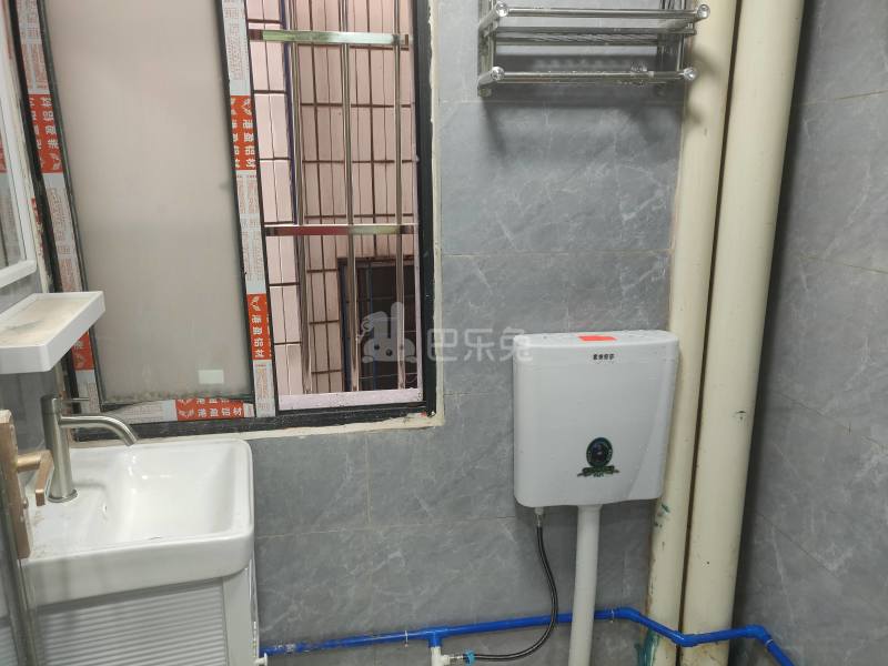 石牌笃行大街一巷17号6323036卫生间图10