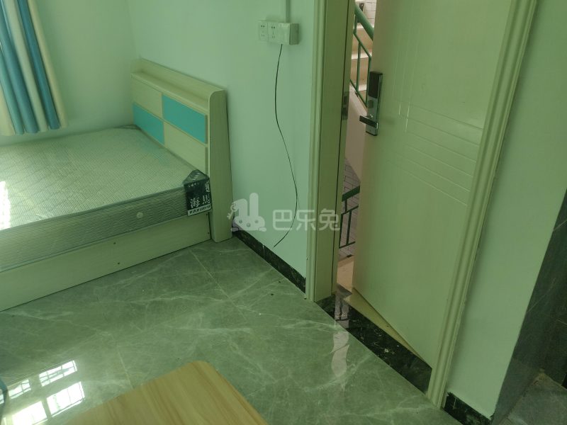 石牌笃行大街一巷17号6323036卧室图0