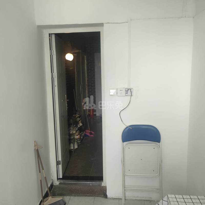 侯潮公寓南区6323391卧室图0