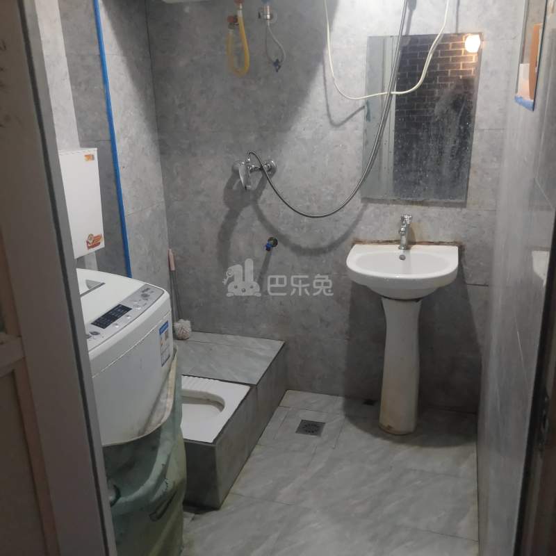 侯潮公寓南区6323391卫生间图2