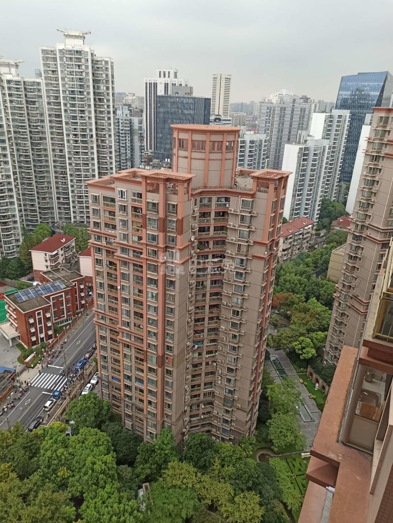 上海普陀_绿地世纪城三期(绿地世家)_3室2厅2卫_整租朝东北_宁夏路366