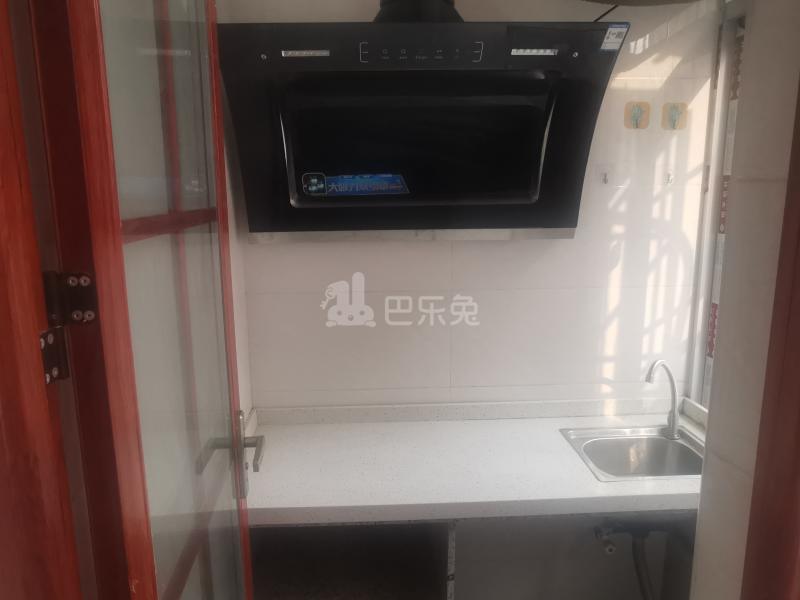 江夏村北三路4号6335438厨房图2