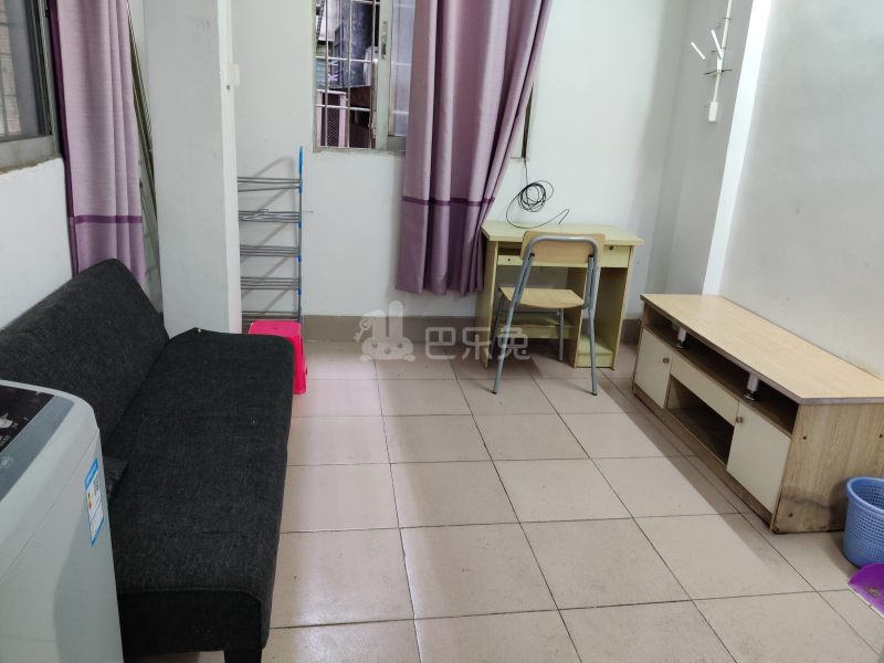 石牌凤凰大街3号6337522客厅图8