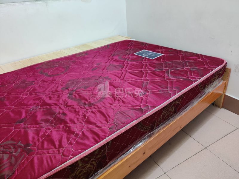 石牌凤凰大街3号6337522卧室图3