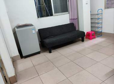 石牌凤凰大街3号 1室1厅1卫