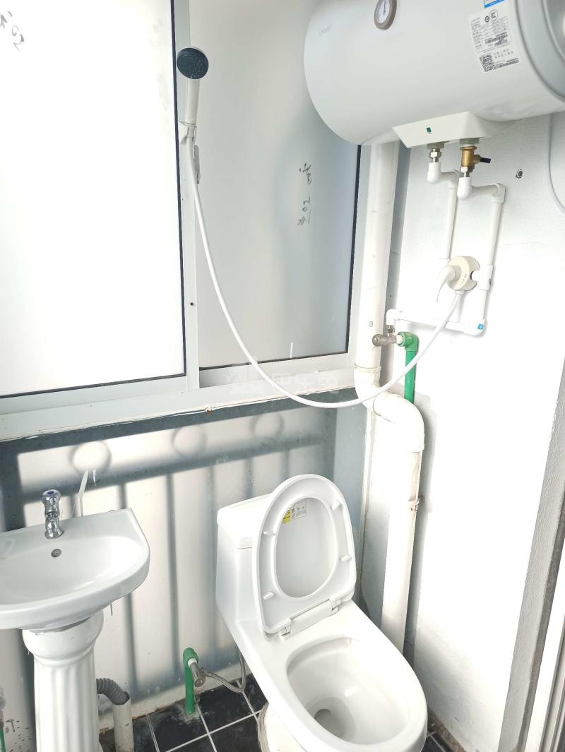 鑫都城柳岸人家6338878卫生间图8