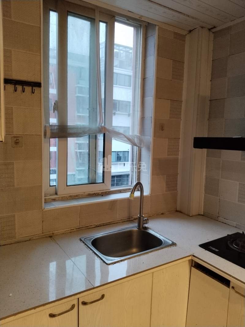 鹤沙航城汇康锦苑（沉香苑三期）633299厨房图8