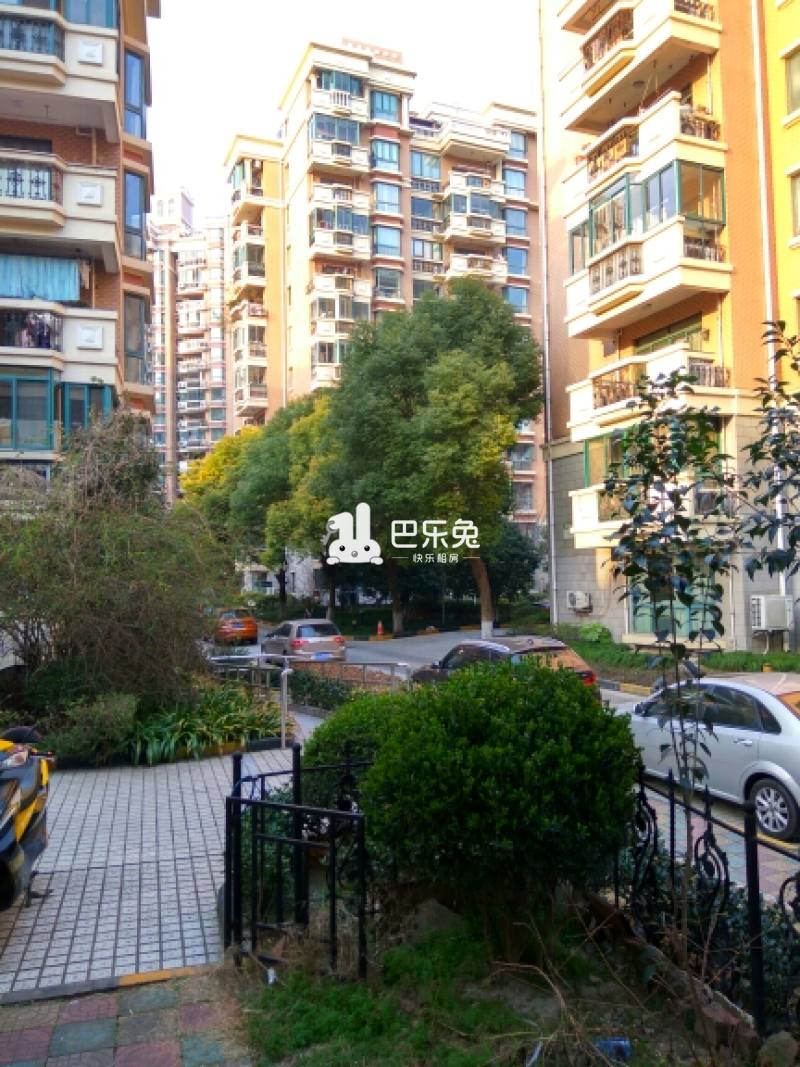 上海闵行_西班牙名园_1室0厅0卫_合租朝南_罗秀路1980弄-上海巴乐兔