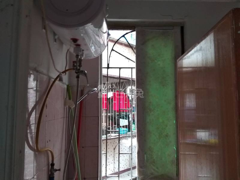 江夏村大塘四巷10号6340367卫生间图12