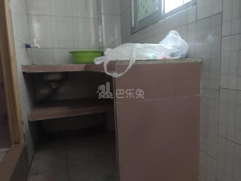 江夏村西街一巷13号6340389厨房图4