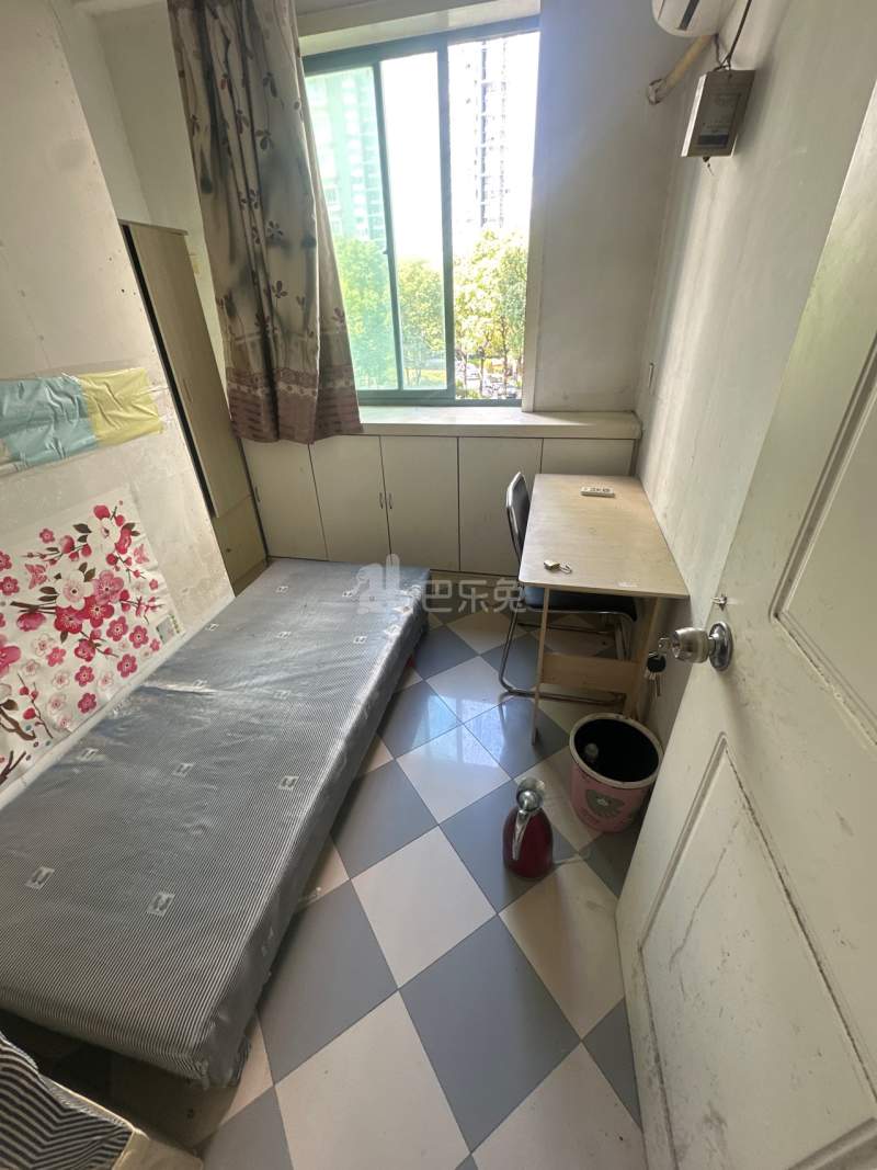 嘉利明珠城（平型关路377弄）6342514卧室图3