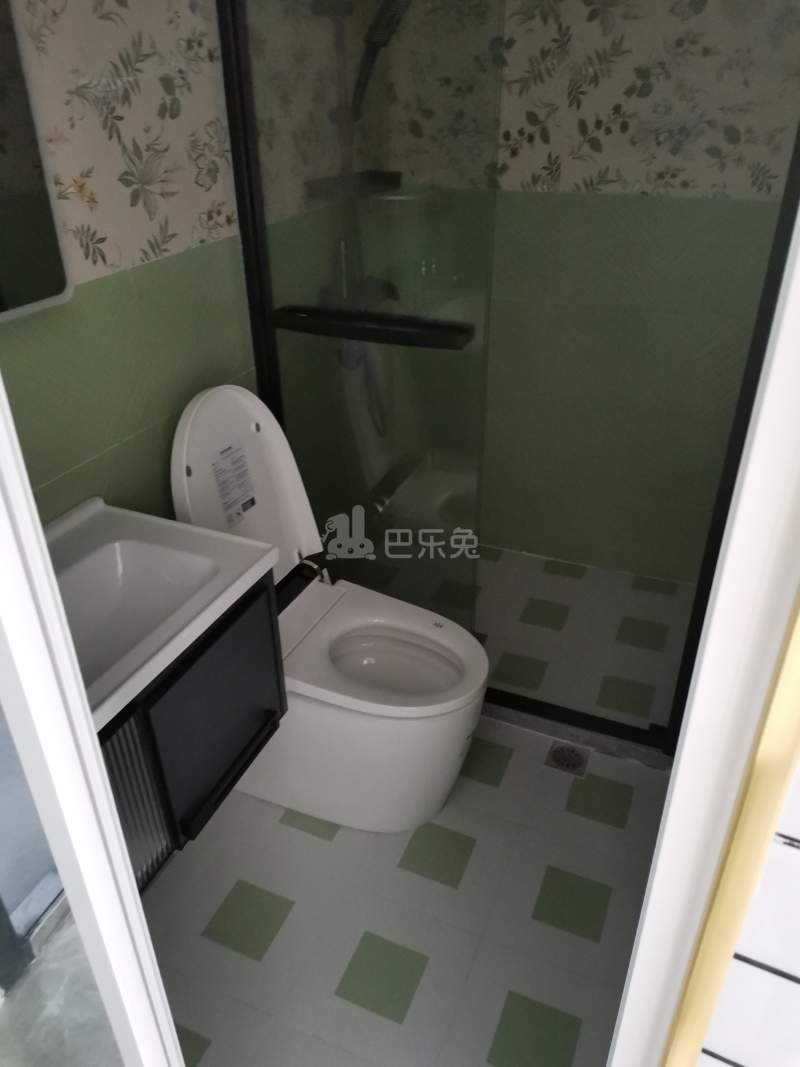 爱博三村634961卫生间图5