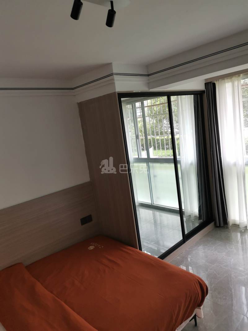 爱博三村634961卧室图2