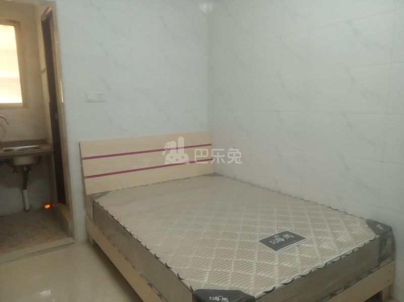 鹤边员村龙塘街四巷16号6349562卧室图3