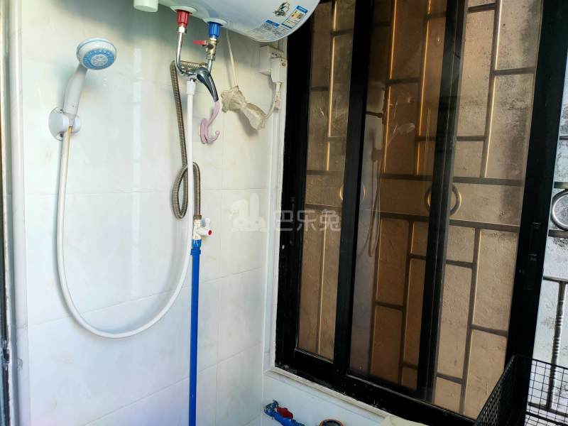 棠溪国强三巷7号6366408卫生间图9