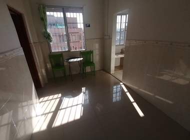 龙洞西大街24号 1室0厅1卫