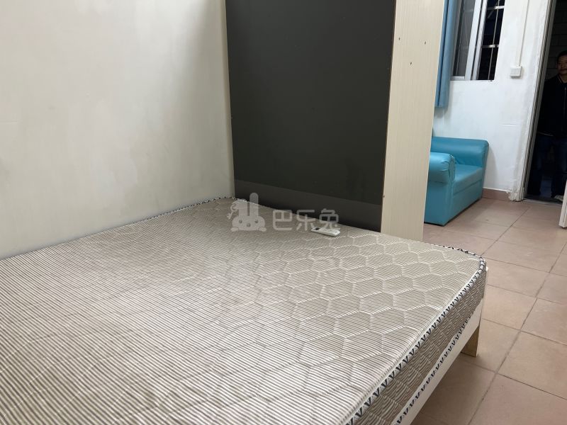 长湴西街30号6367500卧室图1