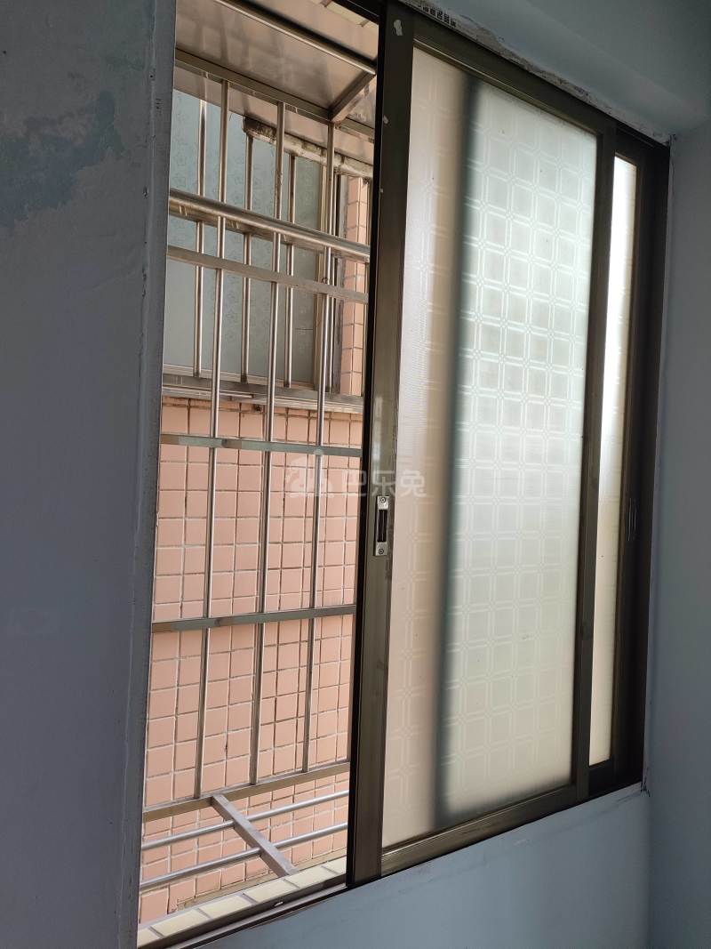 沙涌坊南大街28号之一6375711卧室窗户图10
