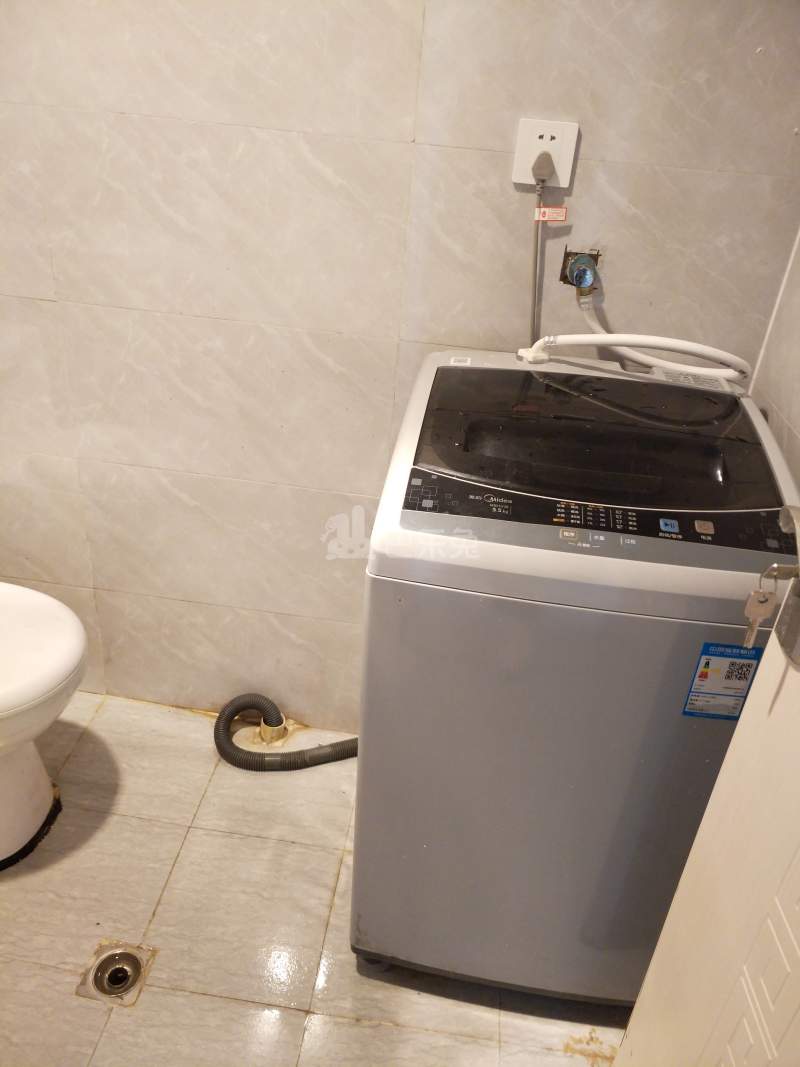 景舒苑八村6382120卫生间图6