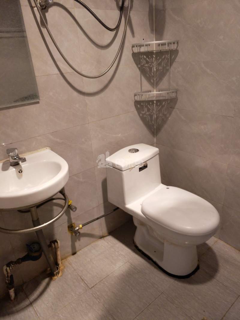 景舒苑八村6382120卫生间图5