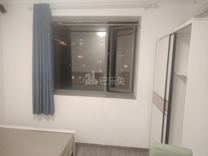 宝宸共和家园南区6384313卧室窗户图6