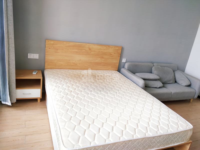 和居公寓（西子店）6384944卧室图1