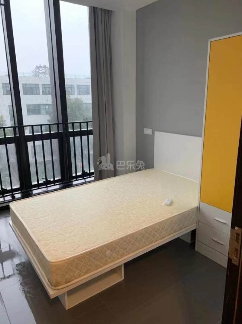 和居公寓（西子店）6384960卧室图1