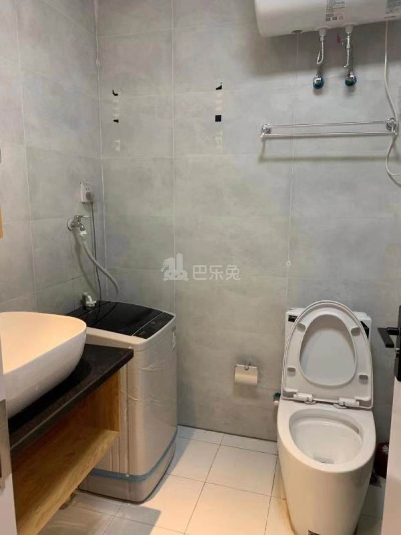 和居公寓（西子店）6384960卫生间图2