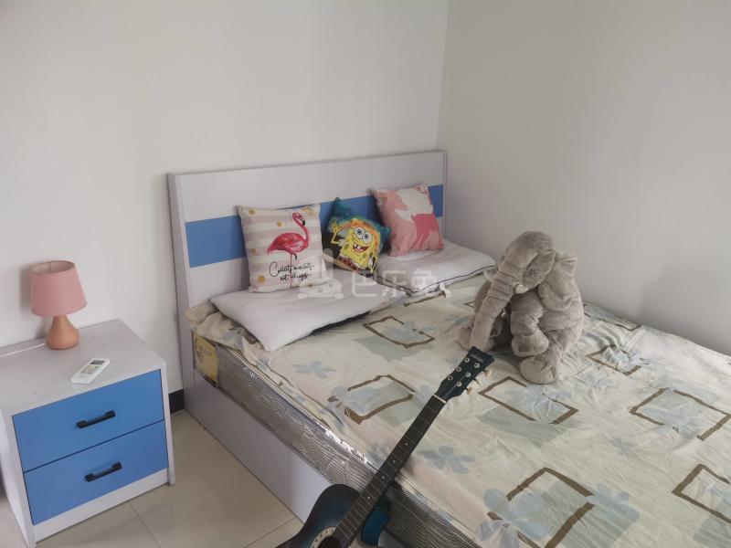 长湴西大街39号6387210卧室图4