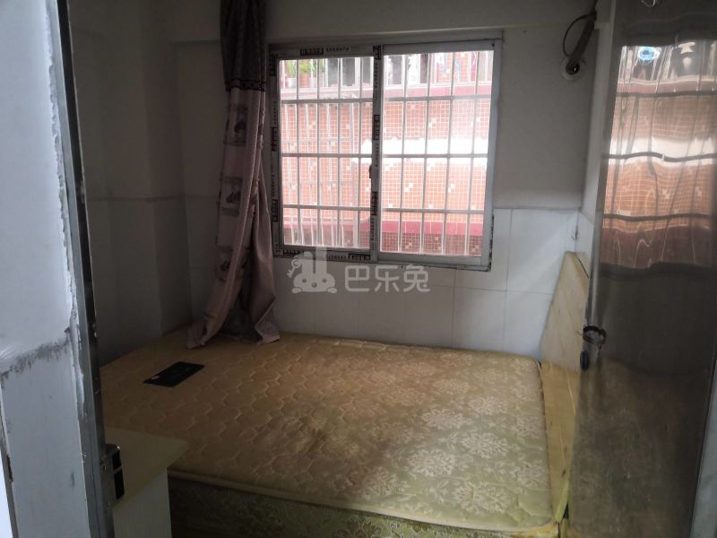 石溪桥头街三巷8号6388300卧室图0