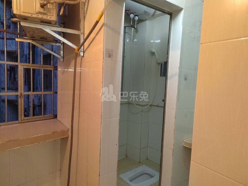 石牌村青云大街5号6393765卫生间图5