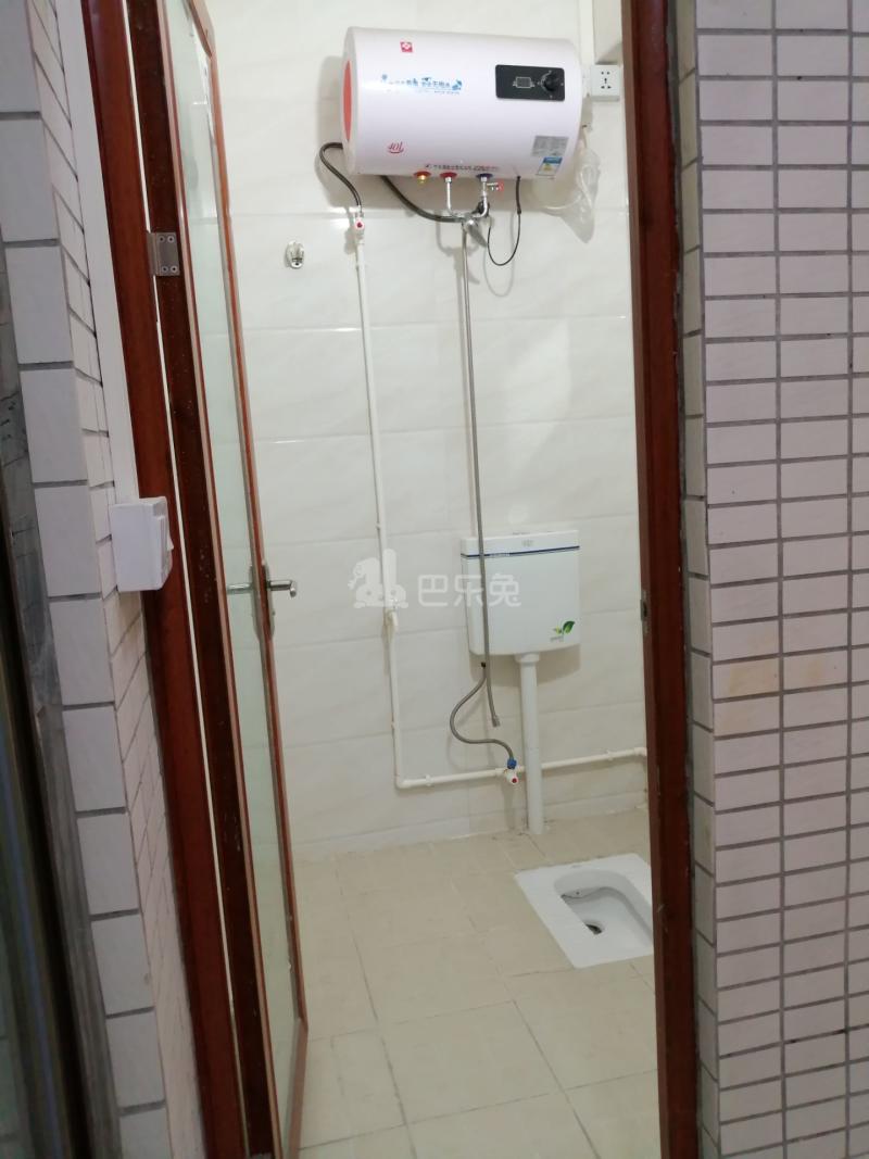 有家公寓（龙溪凤池村240号）6394785卫生间图3