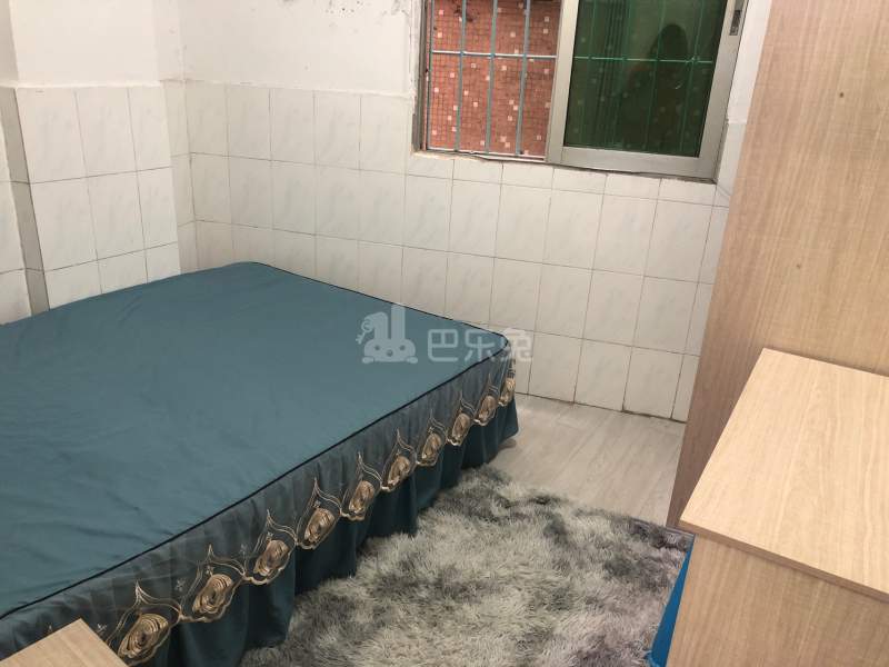 石碑南镇西大街二巷9号6395608卧室图0