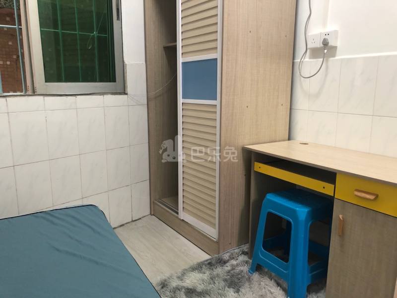 石碑南镇西大街二巷9号6395608卧室图3