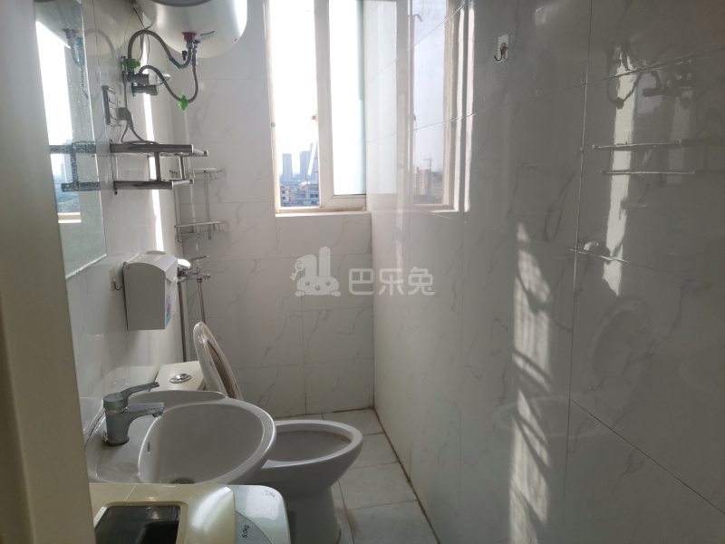 风荷丽景尚城西区6396492卫生间图7