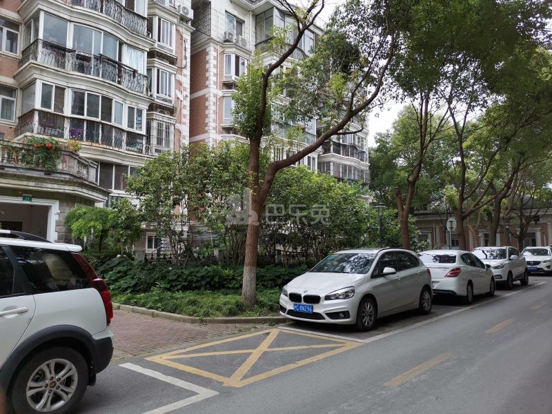 西南名苑6403086周边环境图6