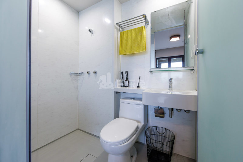 龙湖伟业冠寓苏州高新路店6404884卫生间图12