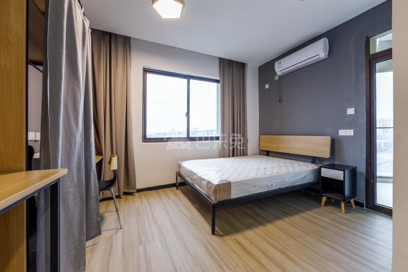 龙湖伟业冠寓苏州高新路店6404885卧室图1