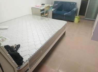 鹤南中路福祥街4号 1室0厅1卫