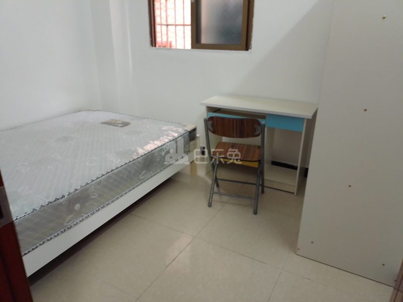 植村北约下街2-2号6409601卧室图3